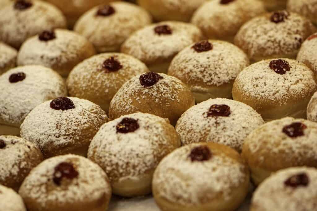 hanukkah, jewish, judaism-4664538.jpg