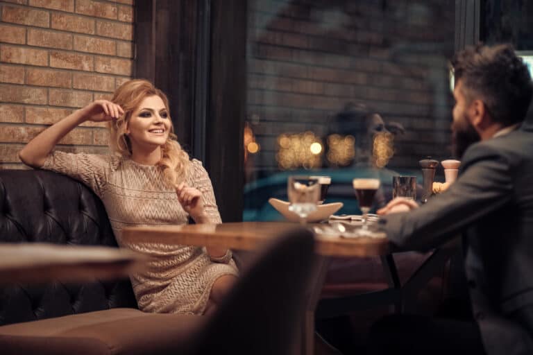 Couple on a date at a bar