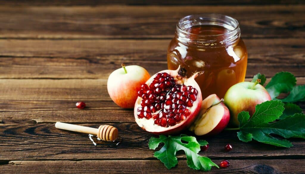 Young JW3: New Beginnings: Rosh Hashanah Friday Night Dinner